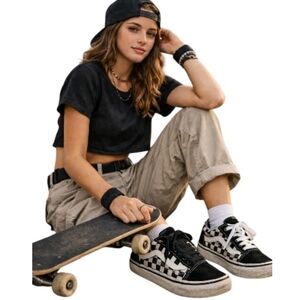 Vans Old Skool unisex checkerboard skate shoe sneaker black white 8.5 women 7 m